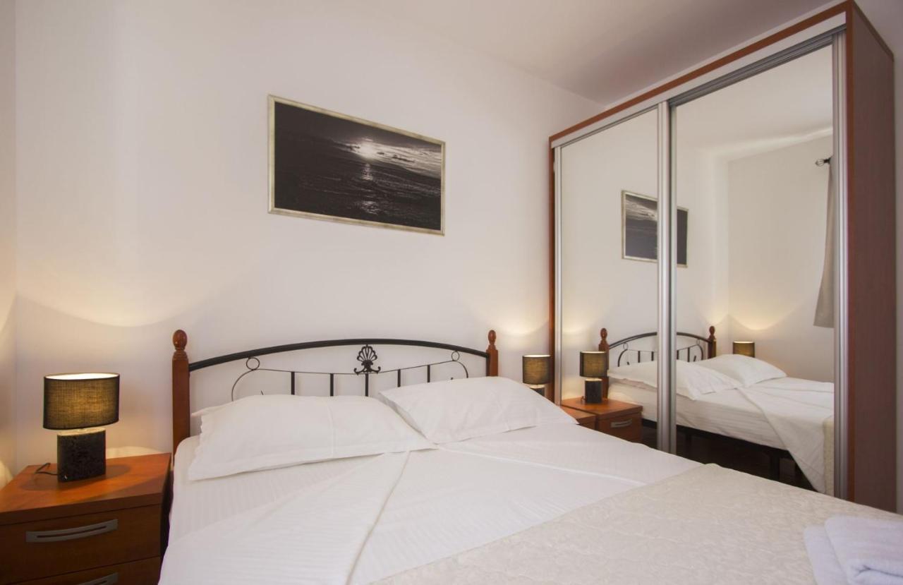 Apartments Paradise Трогир Экстерьер фото