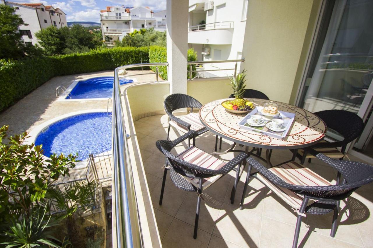 Apartments Paradise Трогир Экстерьер фото