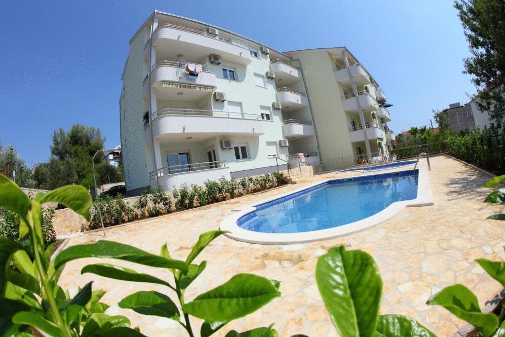 Apartments Paradise Трогир Экстерьер фото